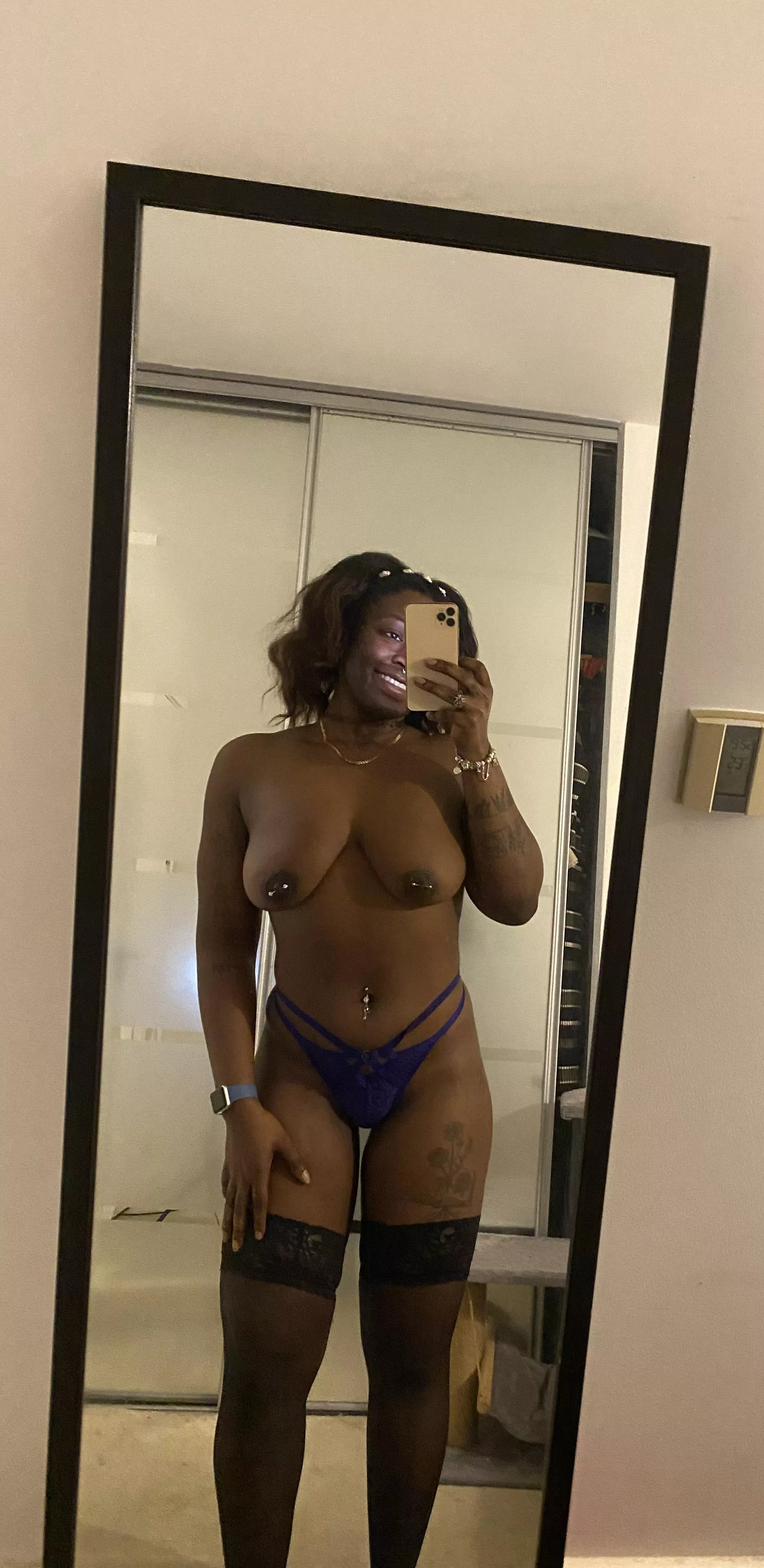 A little smile to brighten your day💜