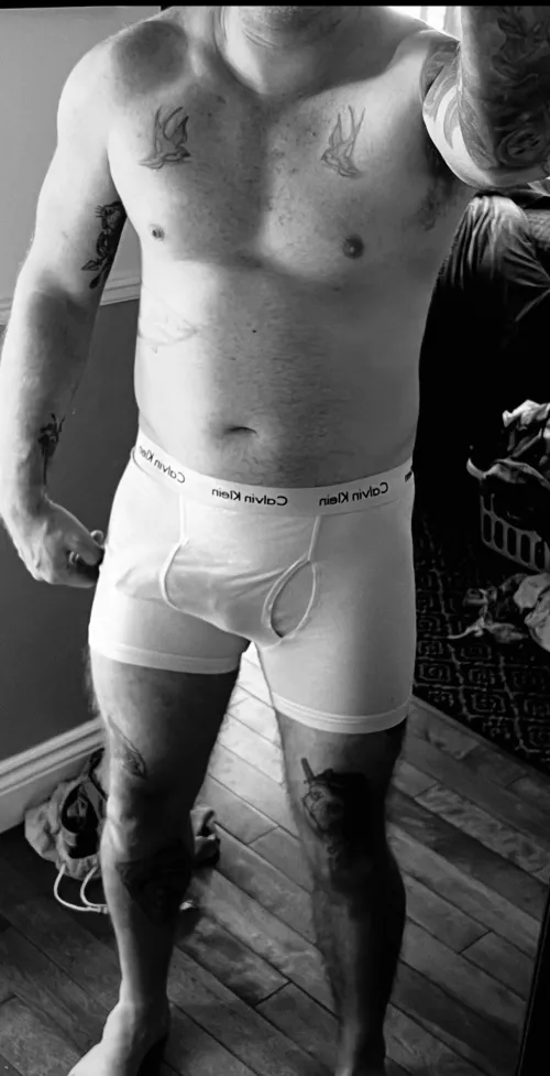 Anyone into tattooed dads? (41)