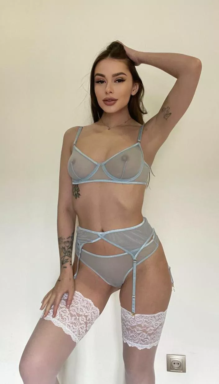 be my internet boyfriend today