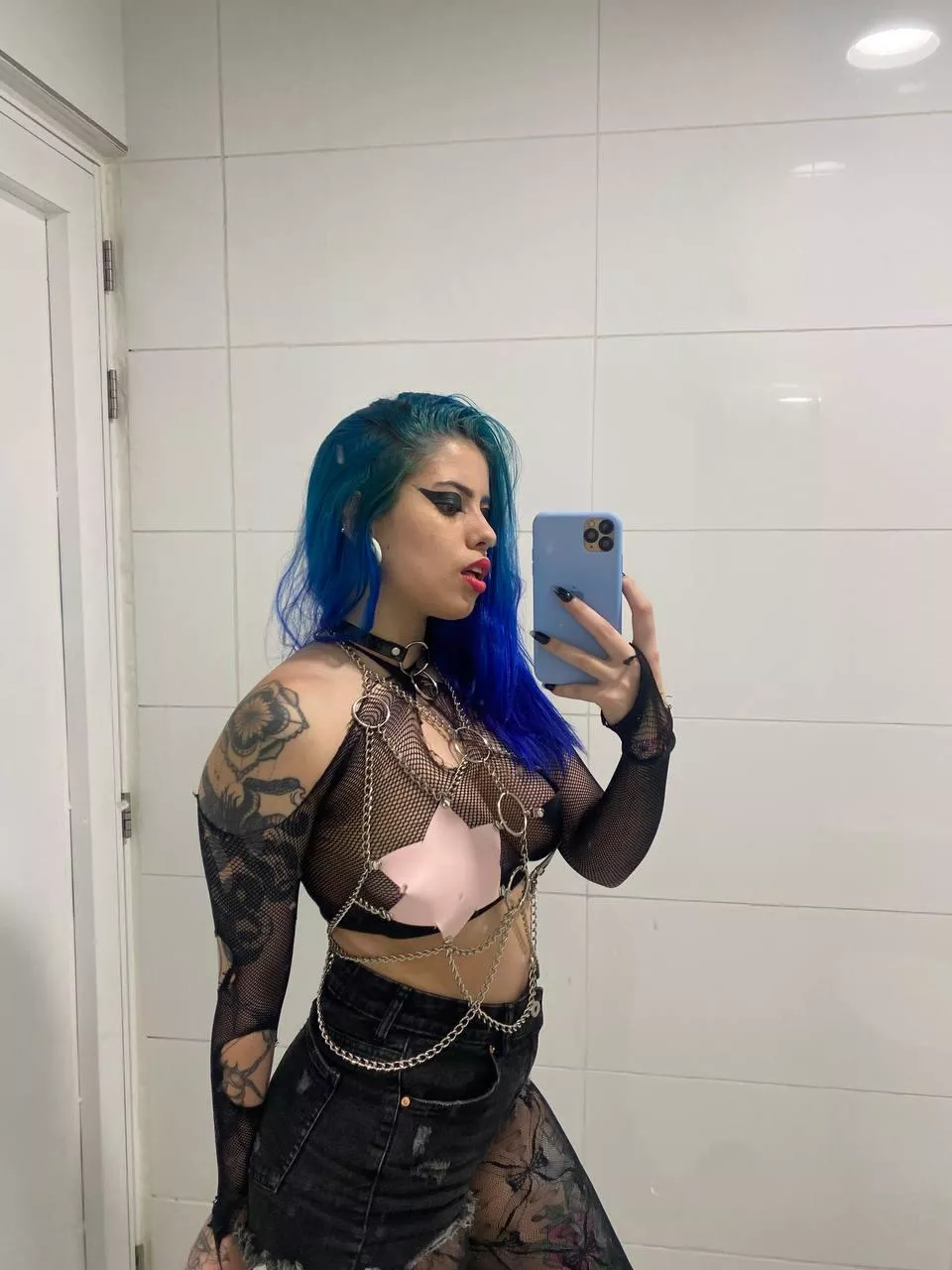 Can I wear this during our date?