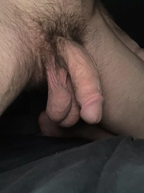 Cant sleep, kinda hard