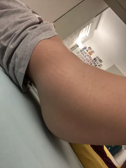 Do you like my young twink body? 🥺 i’m 18 