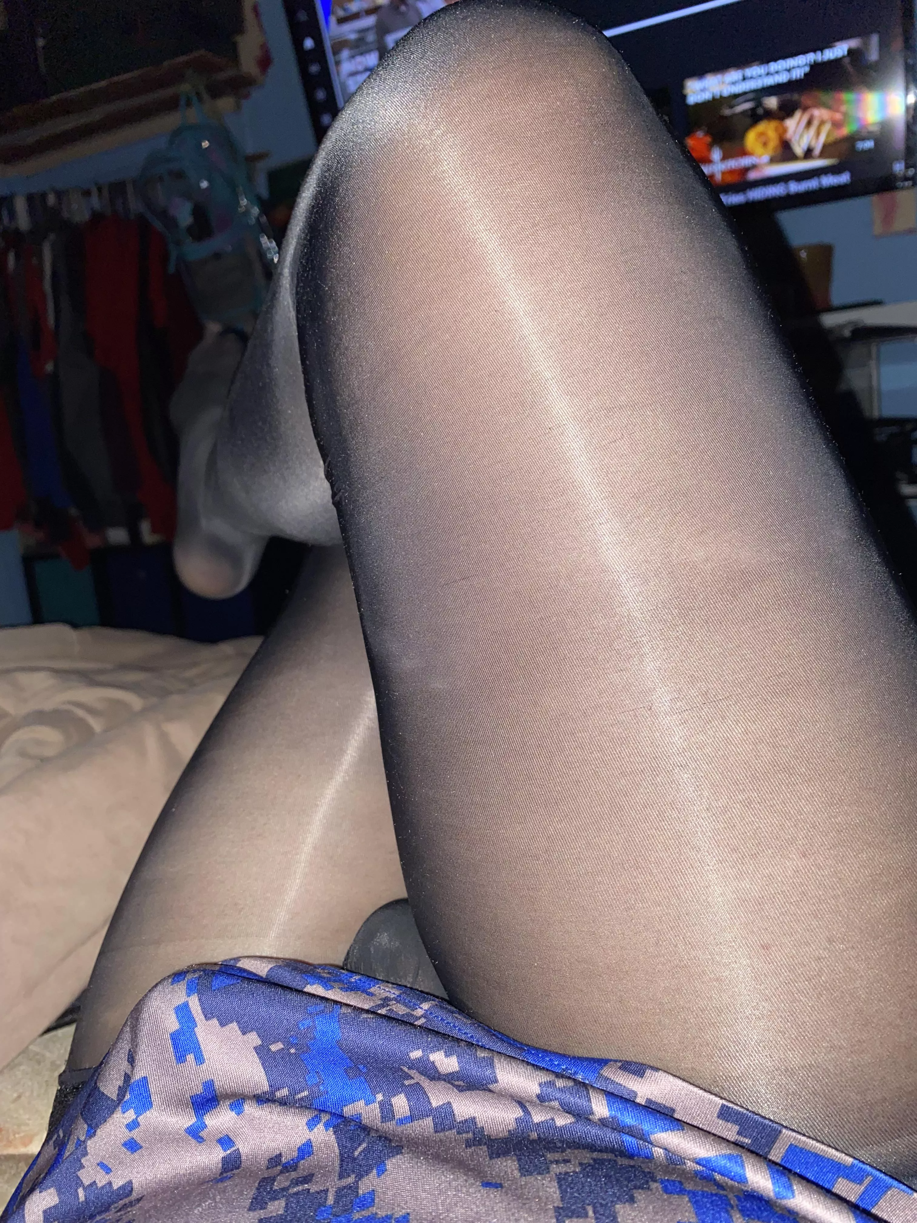 Does this pose make me look sexy?