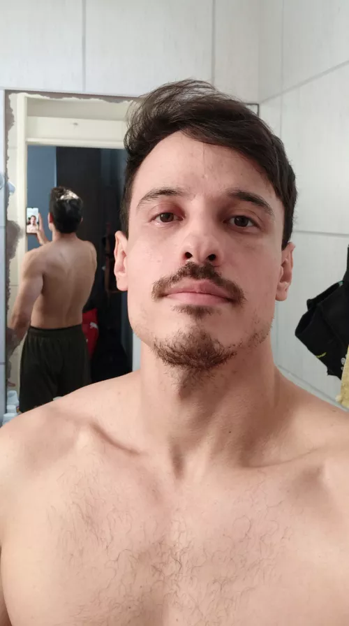 First time ever posting here. Feeling kinda self-conscious π