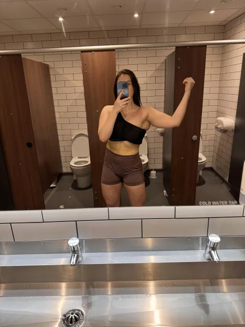 Forever tryna build muscle 💪🏼