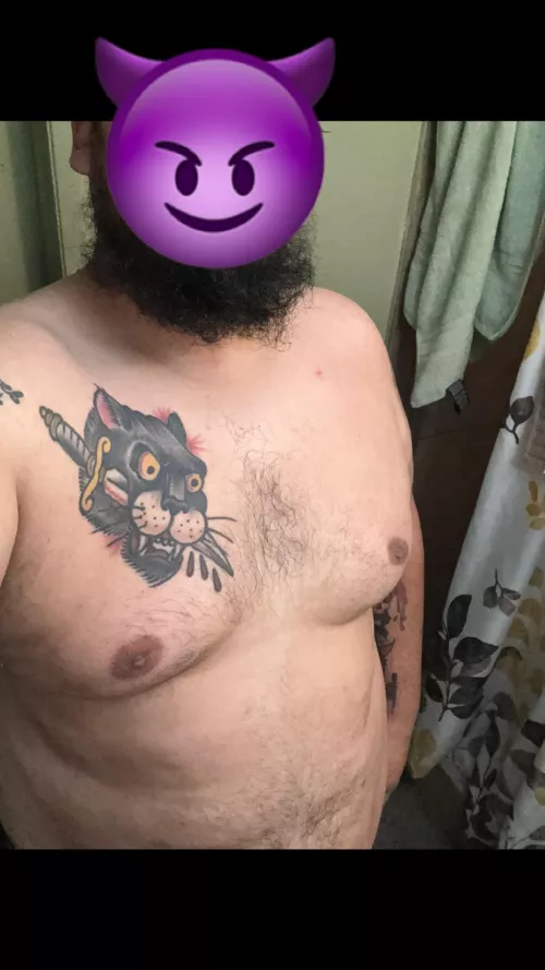 Fresh out the shower looking for fun 👀