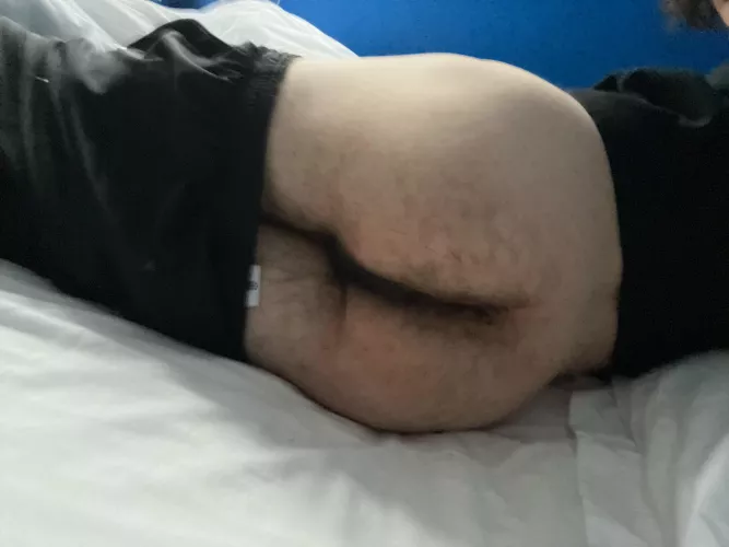 hairy and tight dm me