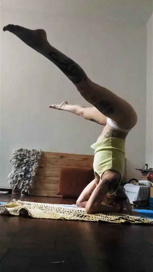 Headstands are one of my favorite practises