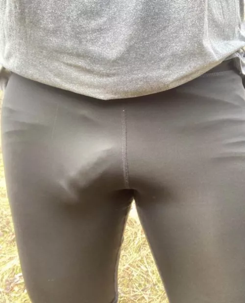 Hmmm circumcised or uncircumcised?🤔