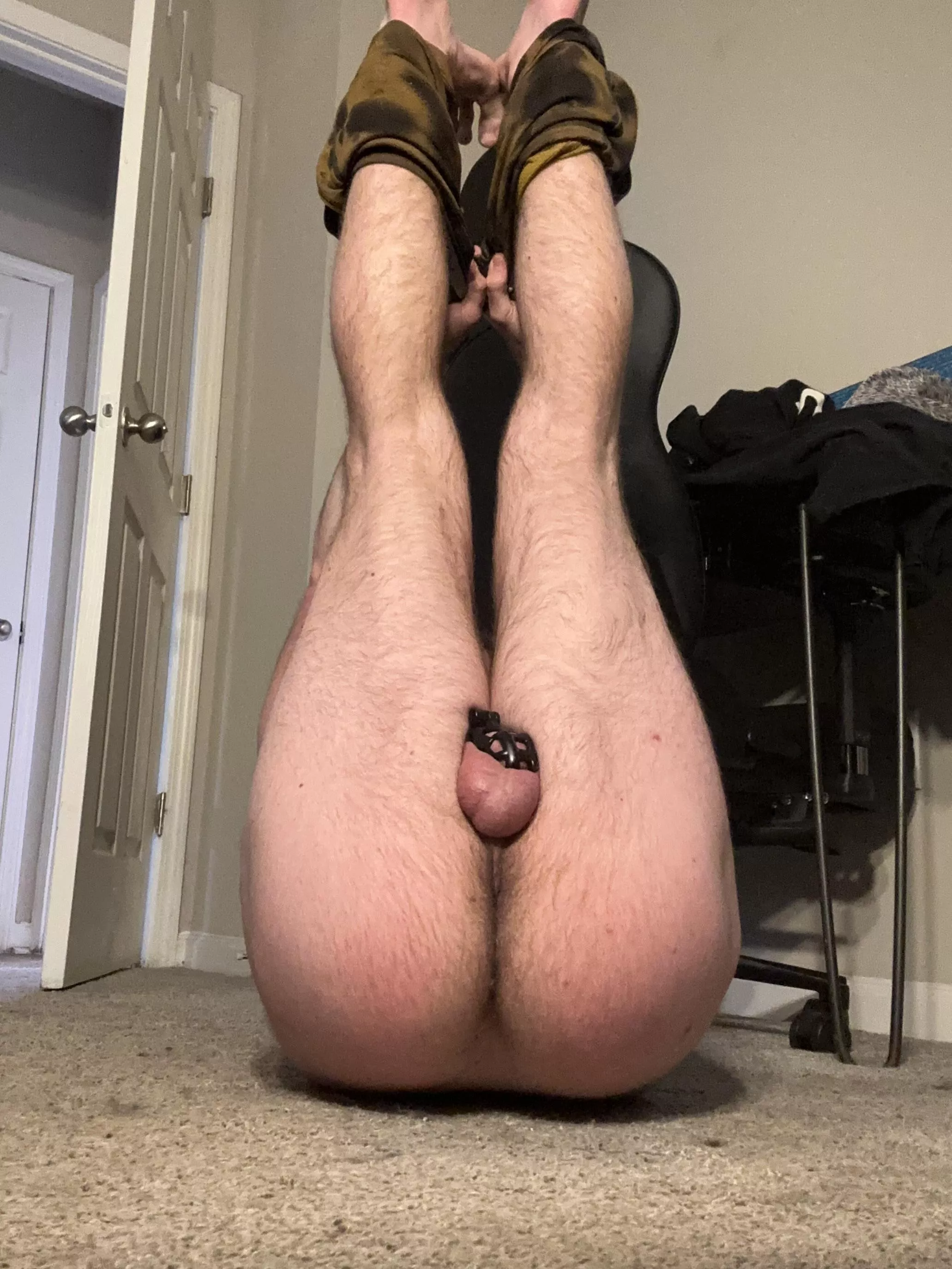 I can hold my legs up for you 