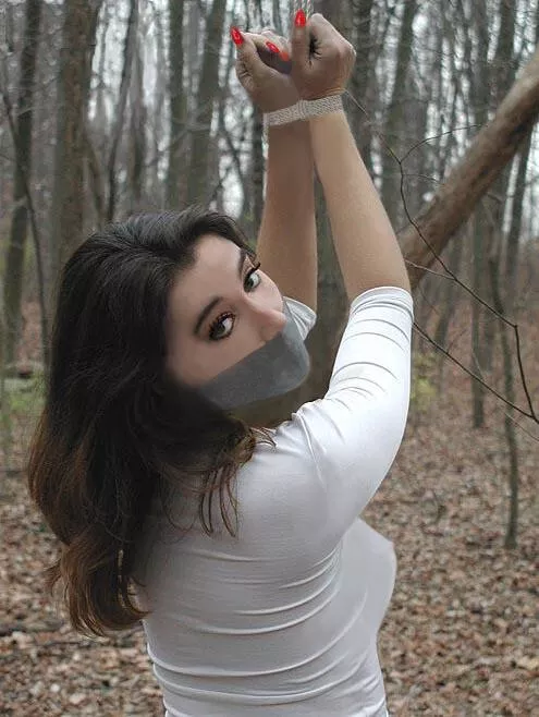 i love the reaction in her eyes