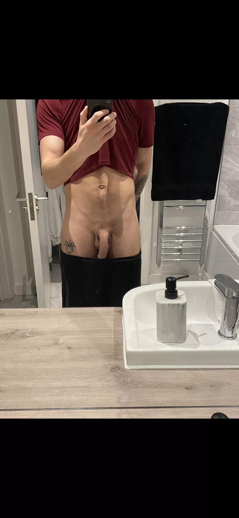 I wanna hear her react to it flopping out