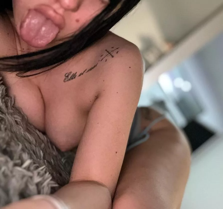 I'll give you a lick if you stay in bed whole day