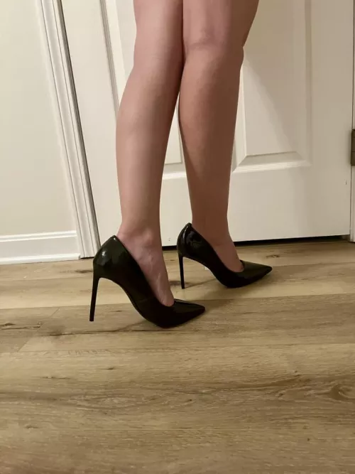 Its a heels and nothing else kind of Sunday