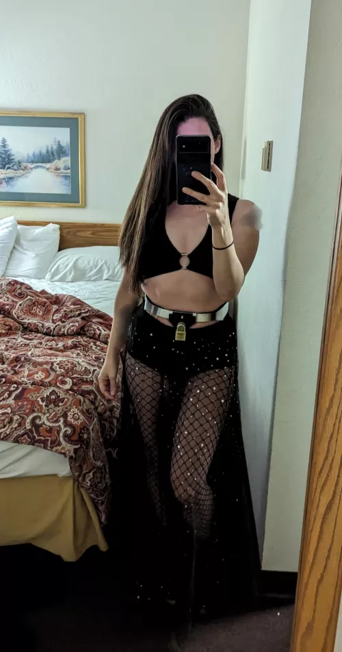 Last Night's Dungeon Outfit 