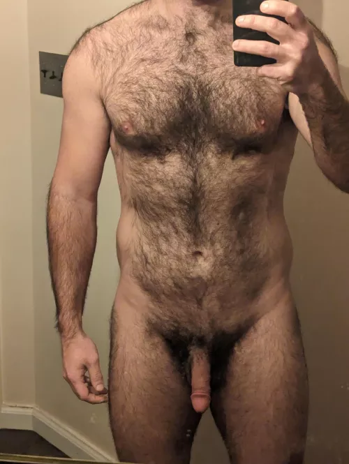 Looking to chat with fit, masc, chill bros. Bromance+ Just chatting in DMs right now. Last account got borked, so if we were chatting earlier hmu again. 34 US