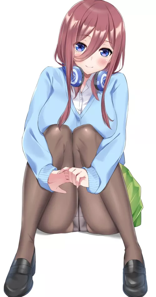 Miku Teasing In Her Pantyhose (The Quintessential Quintuplets)