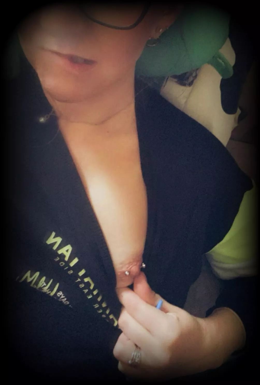 [mrs,37] Quick check-up before work…