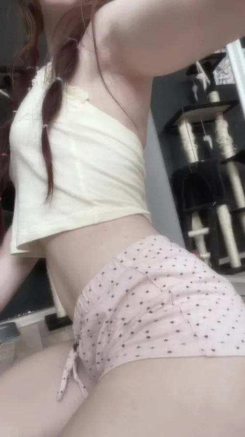 My favorite croptop and shorts