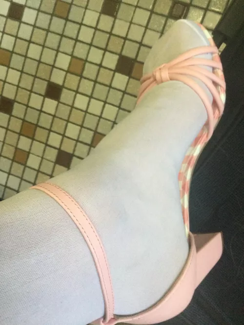 My new Draper James heels. So cute and comfortable!