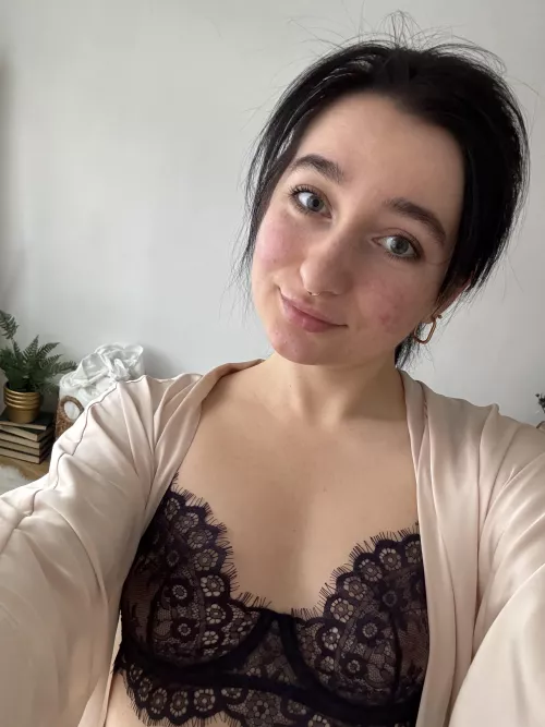 New lace bra from the set I bought today :P