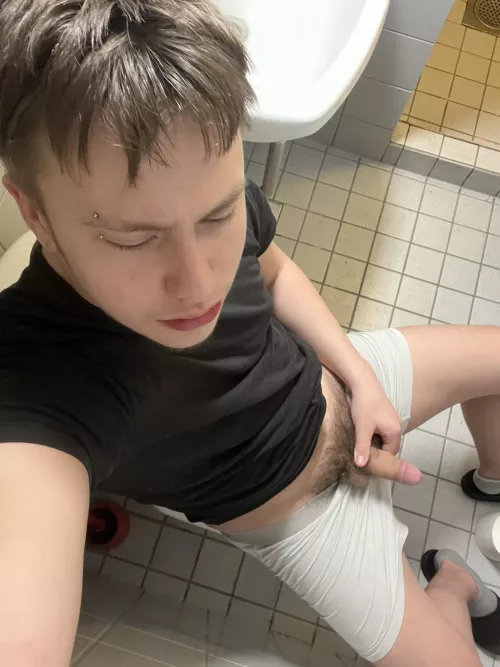 Say “YES” for all my nudes