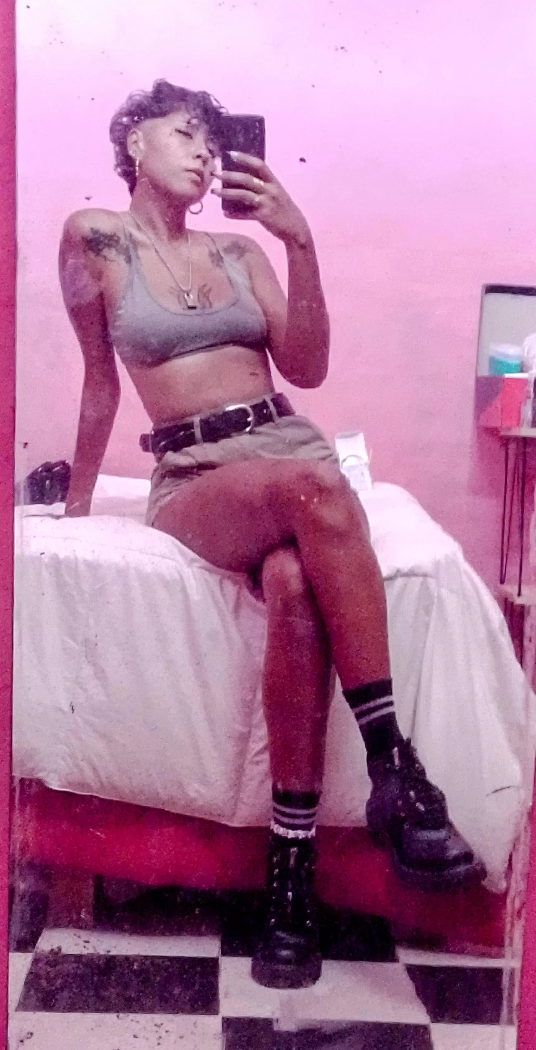 Sending you pics until you fall in love with me