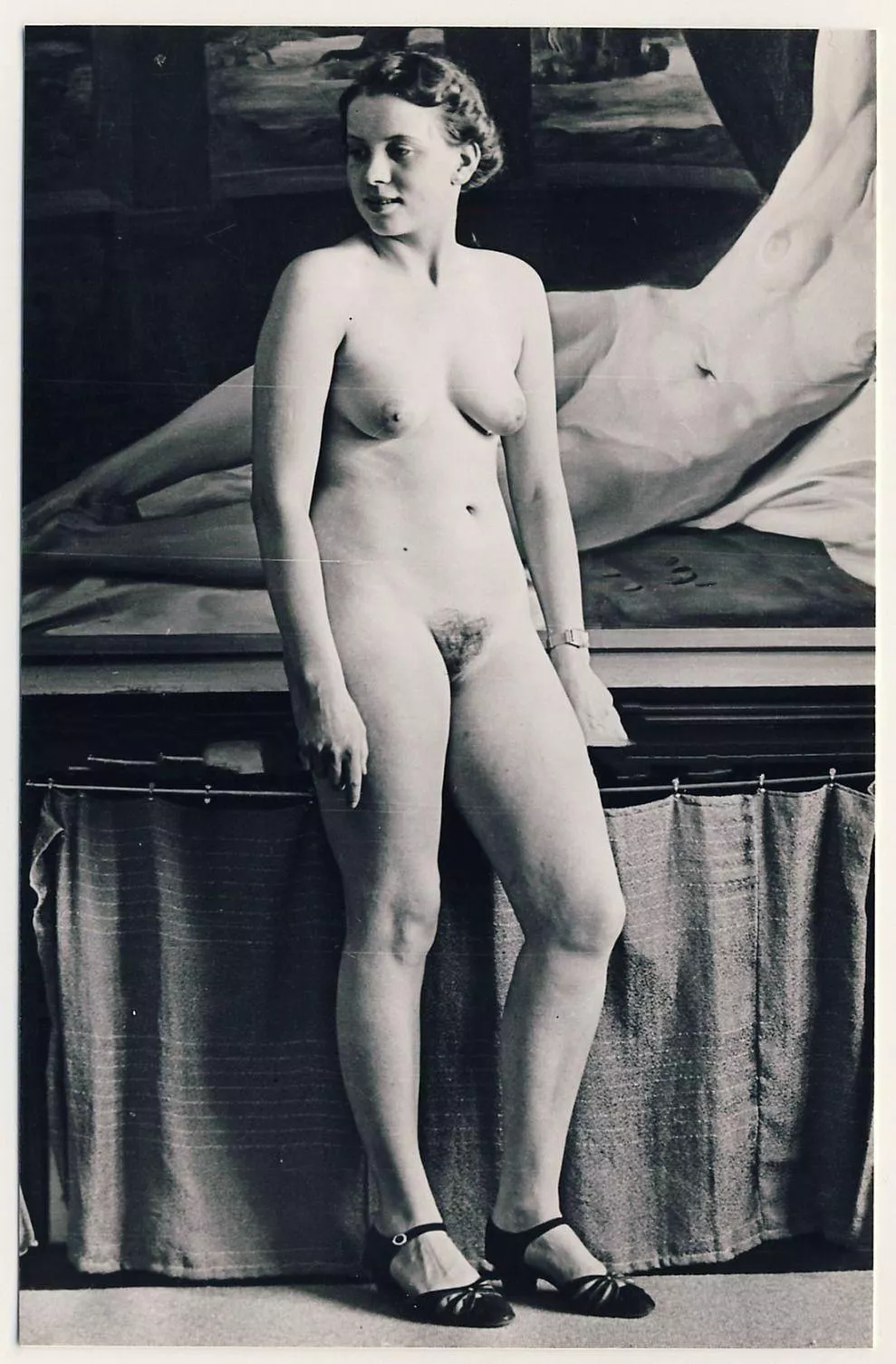 Studio nude 1915