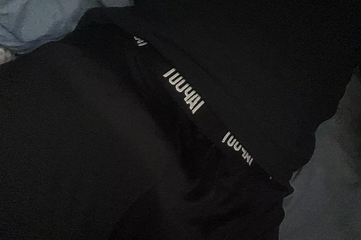 Take these off me pls 