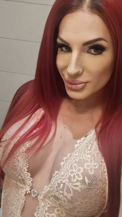 tell me your 🍆 size if you'd fuck a pretty transgirl like me