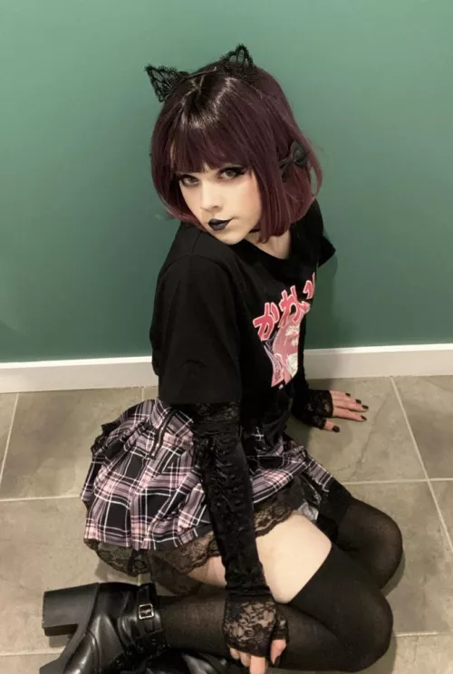 Thats what happens to boys that are 5'2