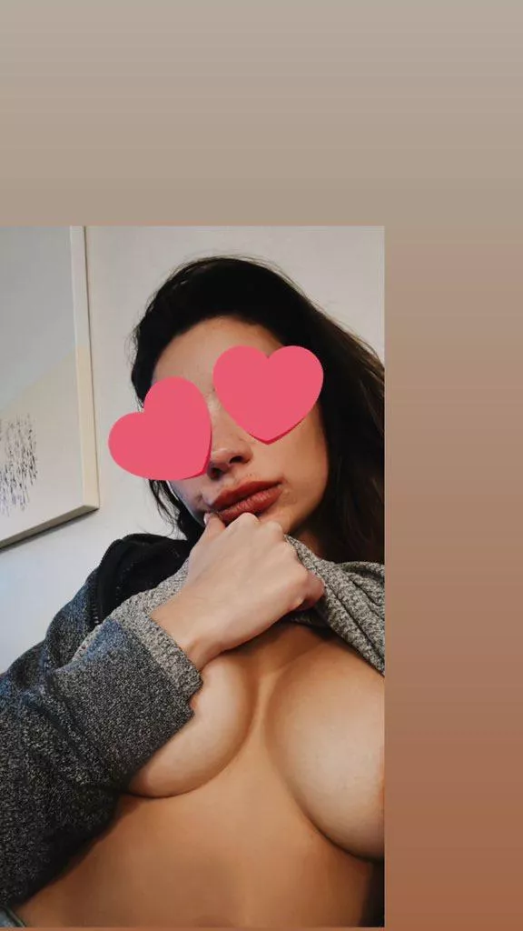 The debate between cutting it shorter and growing it out is never ending 