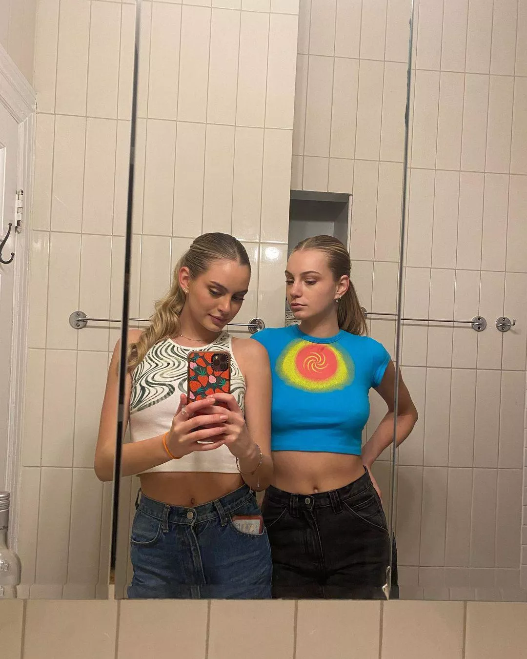 These sisters looking fire