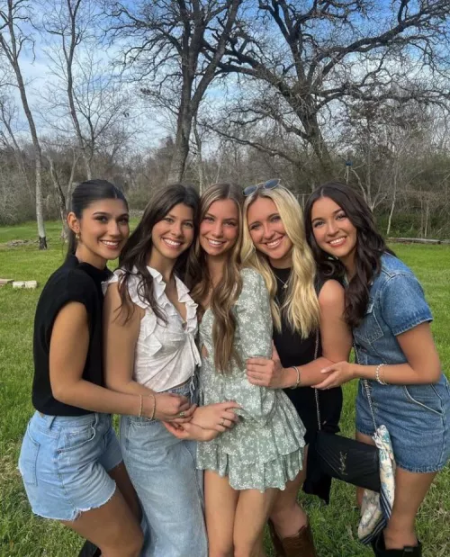 which bff would u pick? [5]