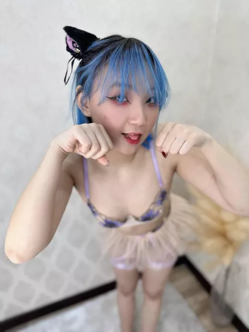 Who wants to be my seat?