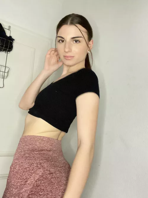 working out this peach (F)