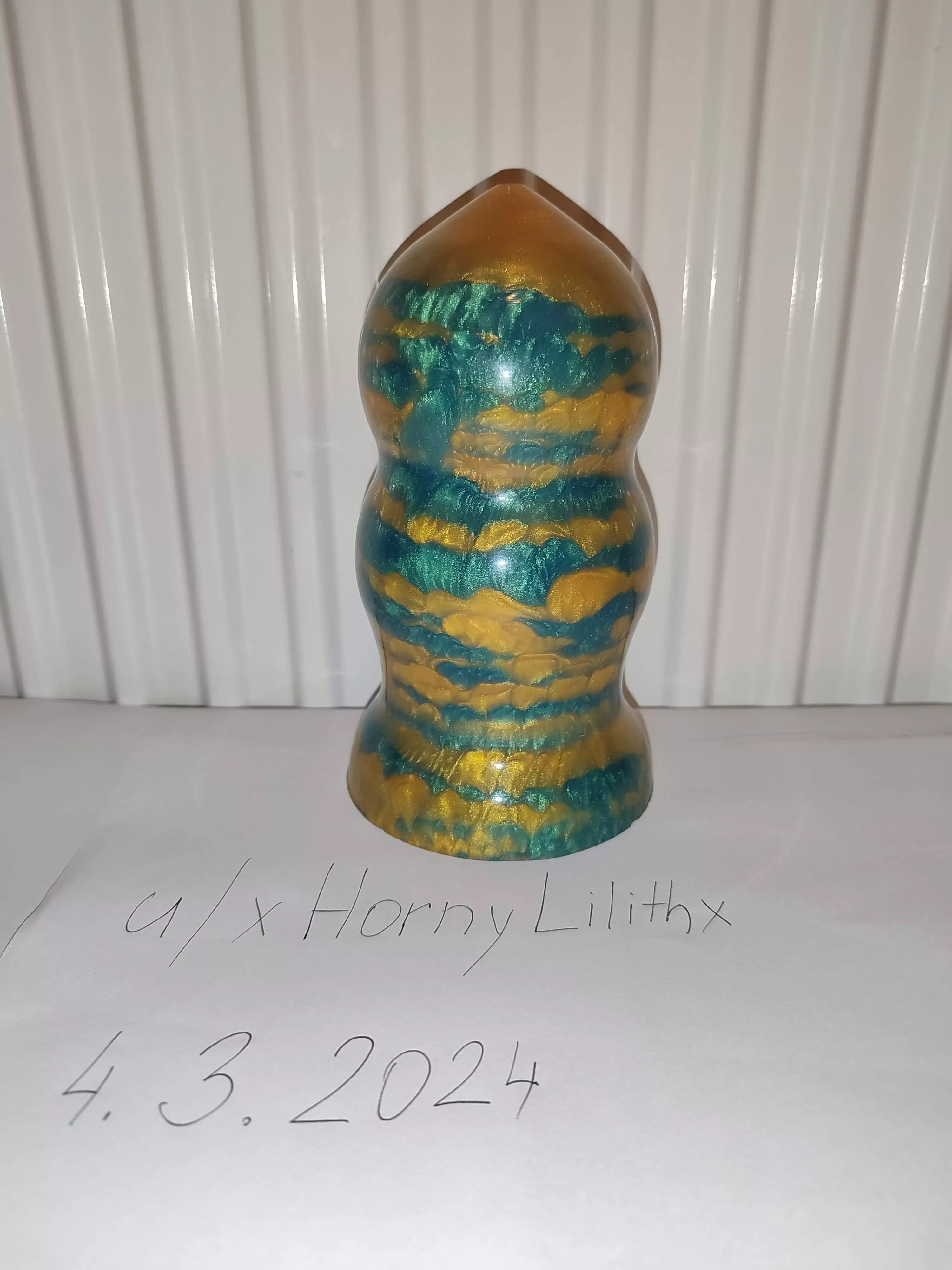 WTS - Training Bulges from DeepPleasureToys in usable diameters of 8 and 8,5 cm made by medium platinum silicone. I can ship woldwide from EU. Price 85 EUR + shipping.