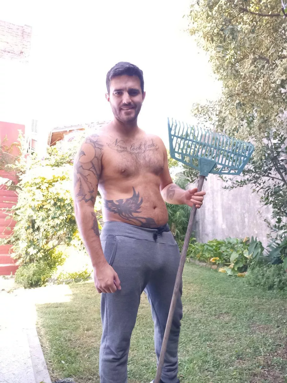 Your gardener is already here, do you need help?