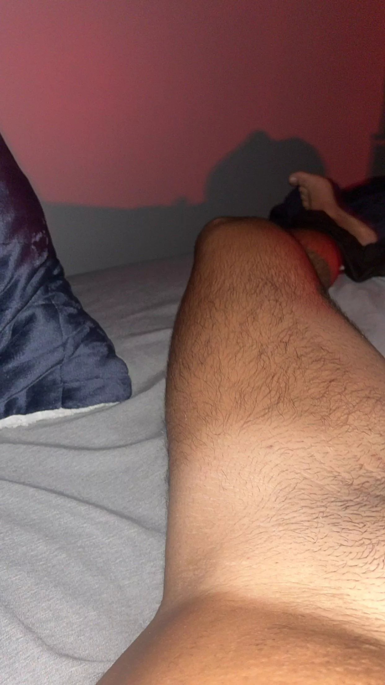 18. making a bros group chat. dm me