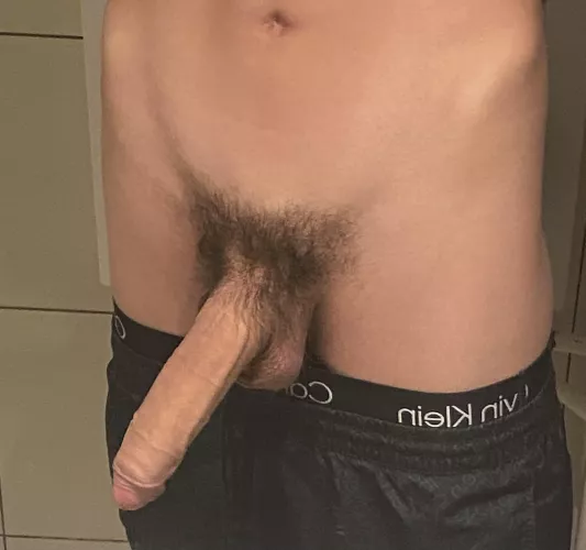 18M DM’S are open dont be scared to chat🤗💋