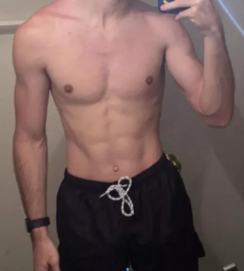 22 army dude lf masc muscle bros.  Send a pic @jj185720