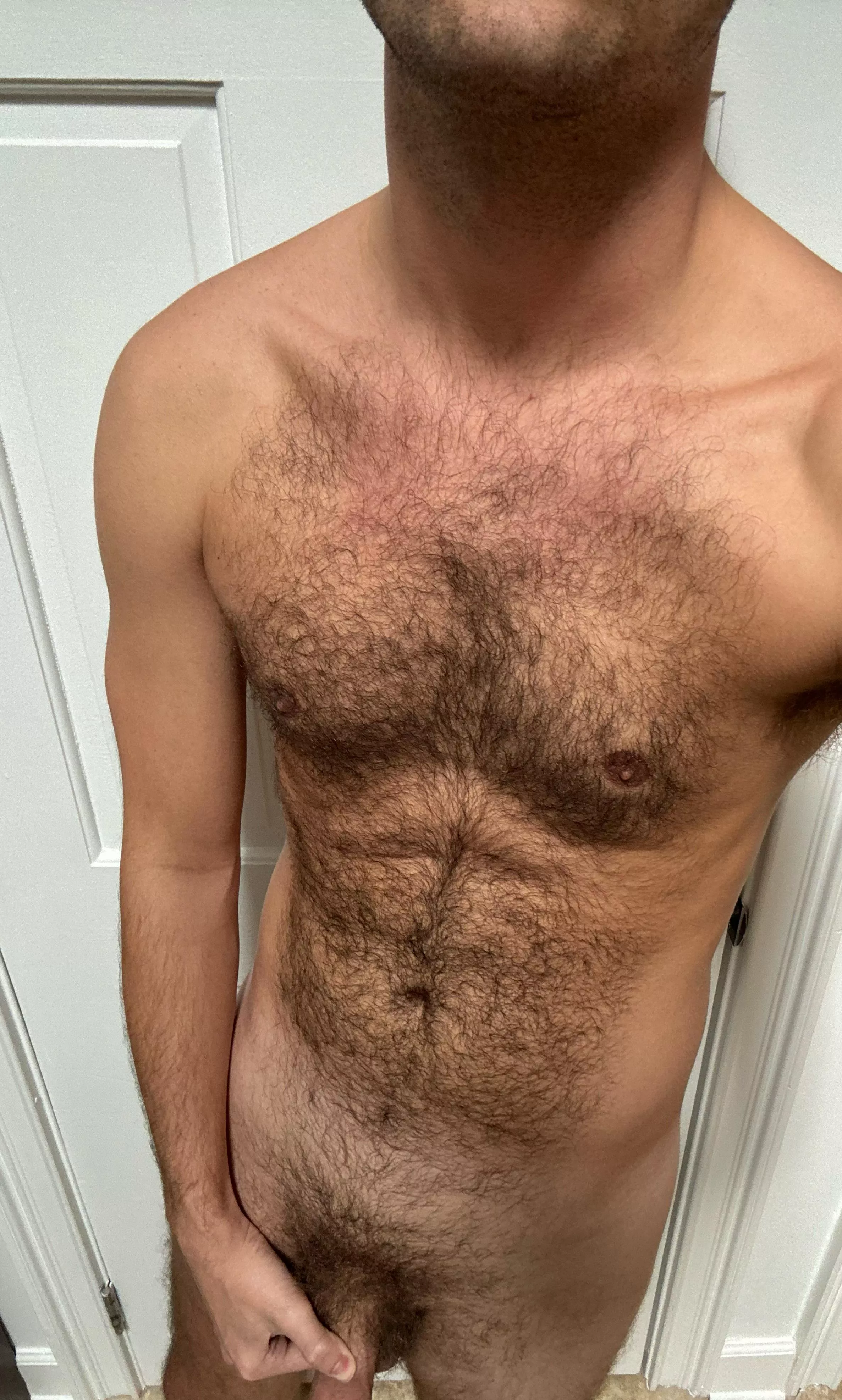 29 looking for similar masc guys to jerk with. 20+. Send pic to curious2023