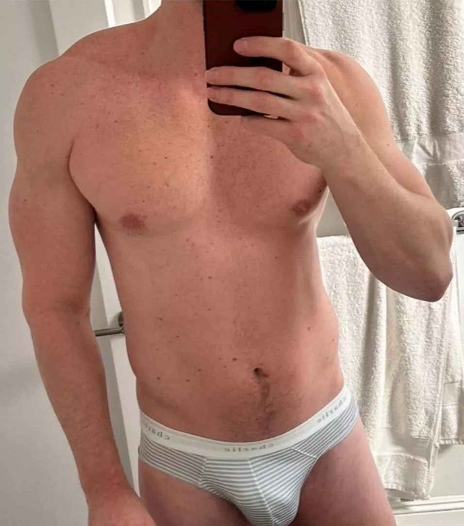 35. Fit+, Face+, Live+, US+. Dm for snap. (20-40)