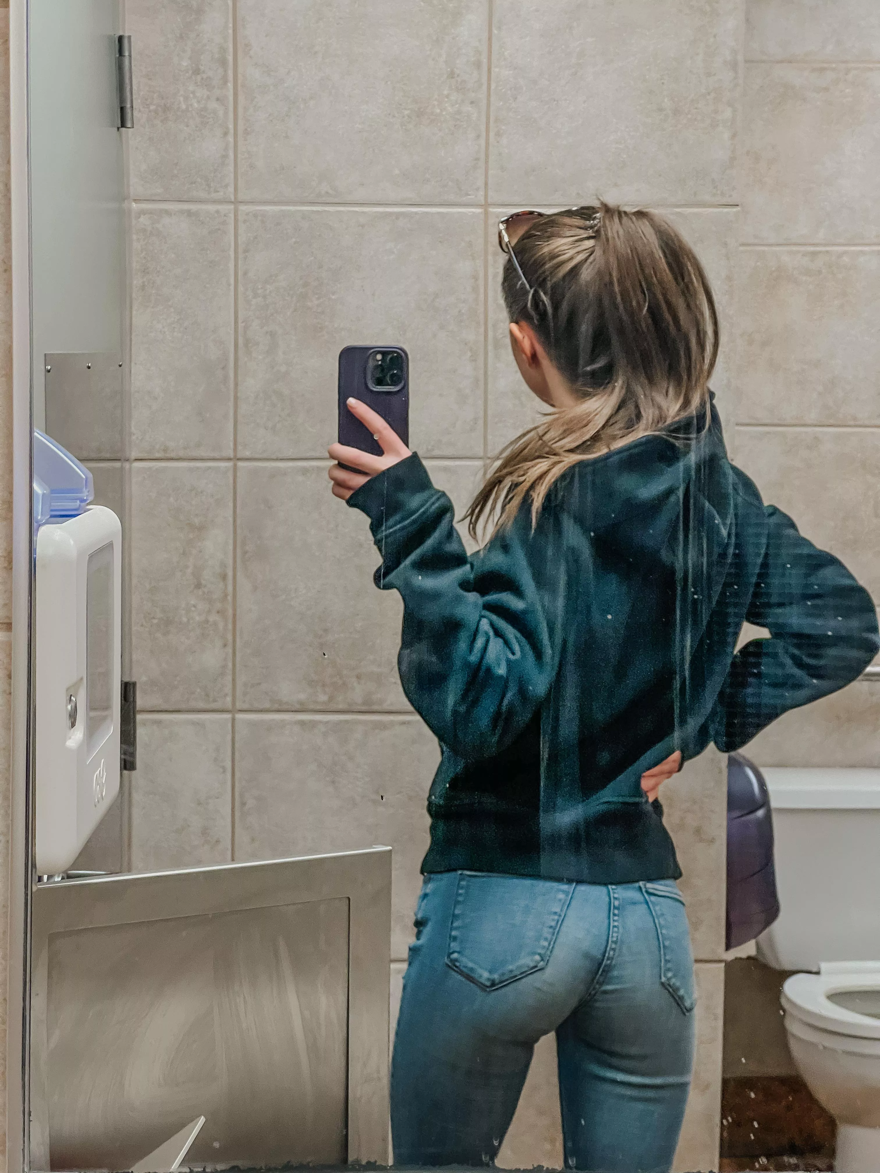 A&F are definitely the best jeans for my ass 