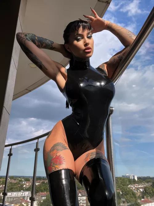 Allow me to be your ideal girl