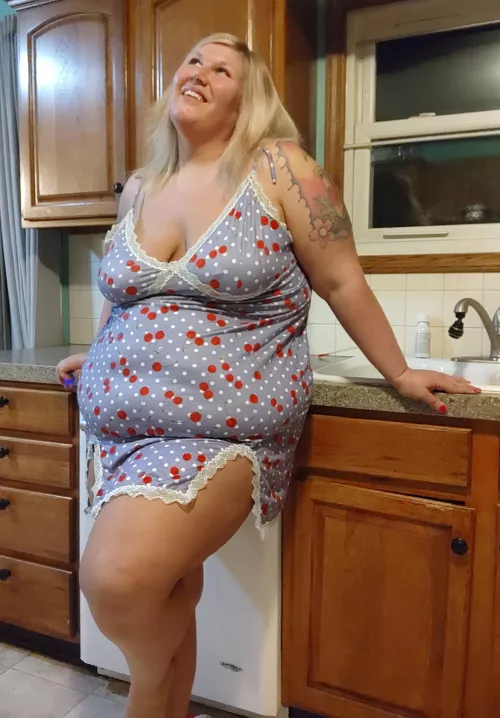 Am I sweet enough to take to bed tonight? 🍒