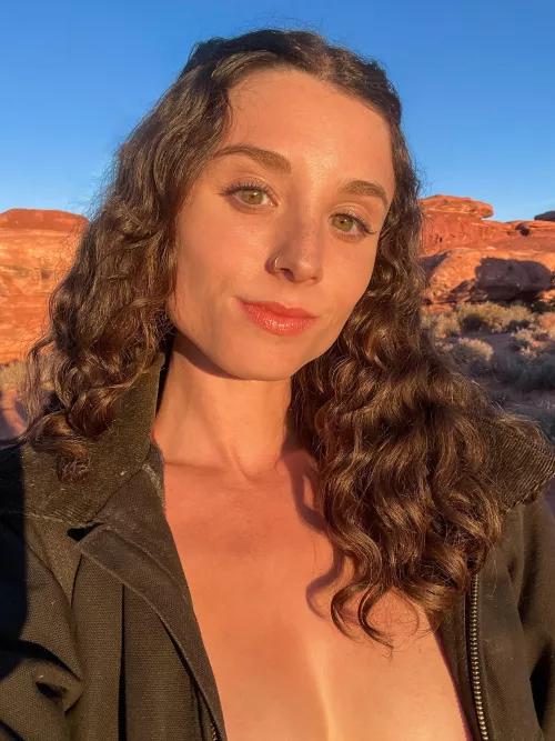 anyone else like to spend most of their time in the desert?