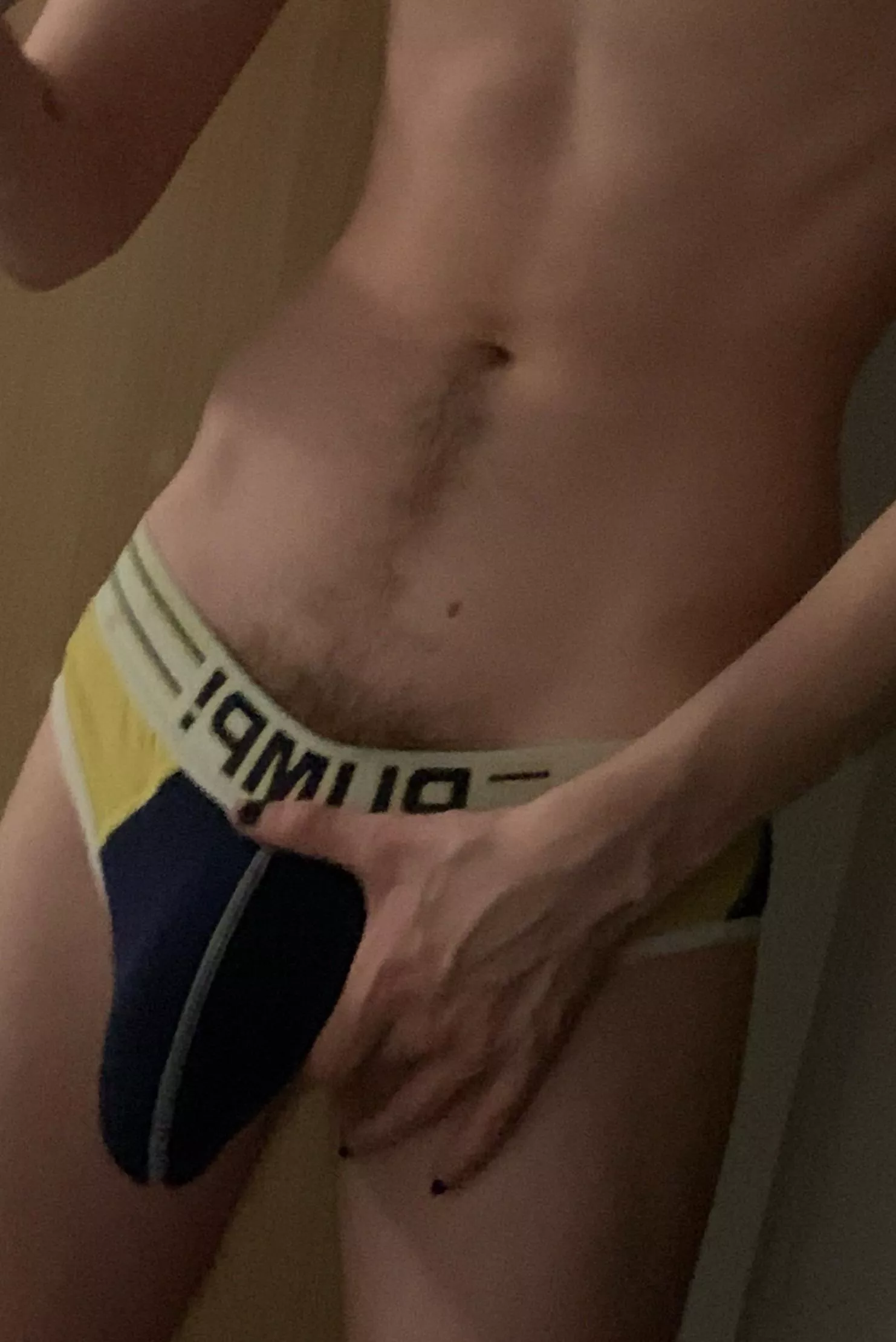 Anyone like young guys in briefs? 