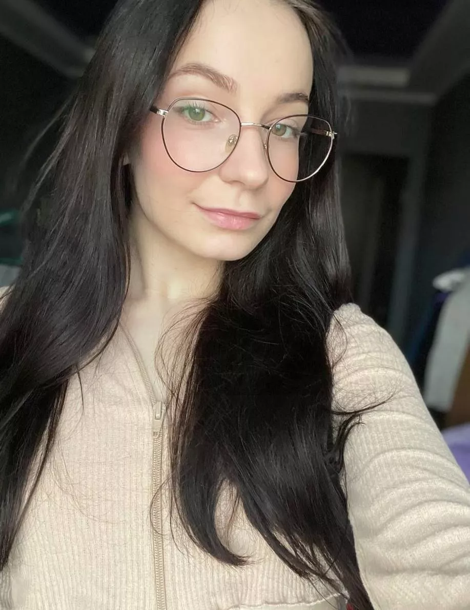 be my internet boyfriend today