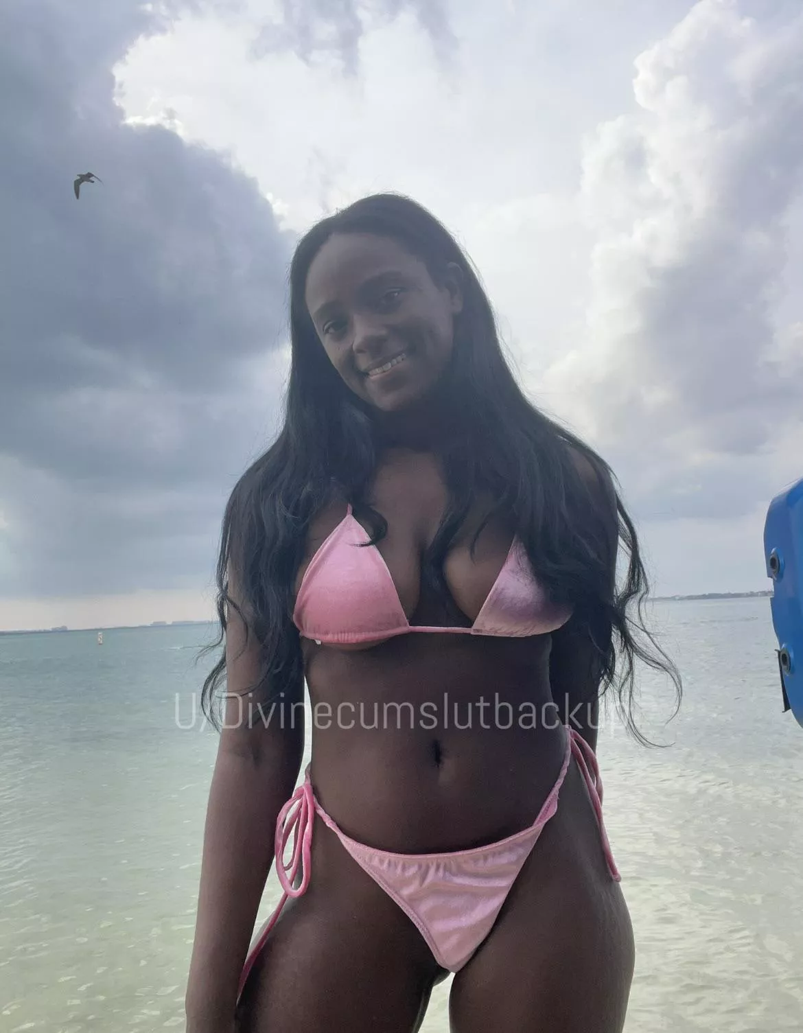 Do you like beach girls